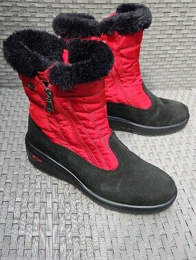 Pajar Women's Red Raff Black Suede  Insulated Fur-Trim Winter Boots SIZE US 10